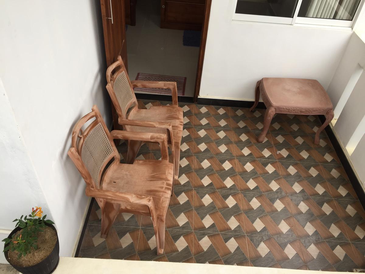 Anna Tourist Inn ネゴンボ エクステリア 写真